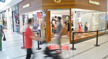 Carmen Steffens en el segundo nivel de Punta Carretas Shopping. 