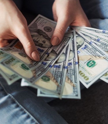 Ajustes salariales en Uruguay. Consejos de Salarios y Descuelgues.