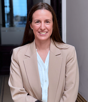 Dra. Clara Villaamil